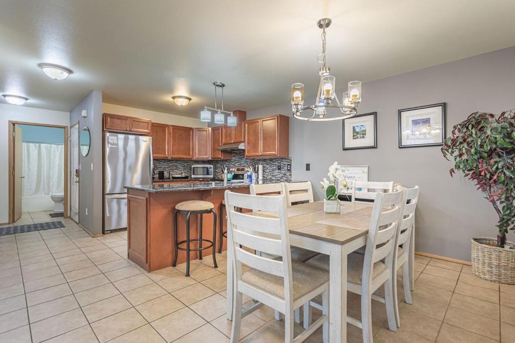 Walk To Downtown Leavenworth * Sleeps 6 + Pets * Ground Level Gem! Apartamento Exterior foto